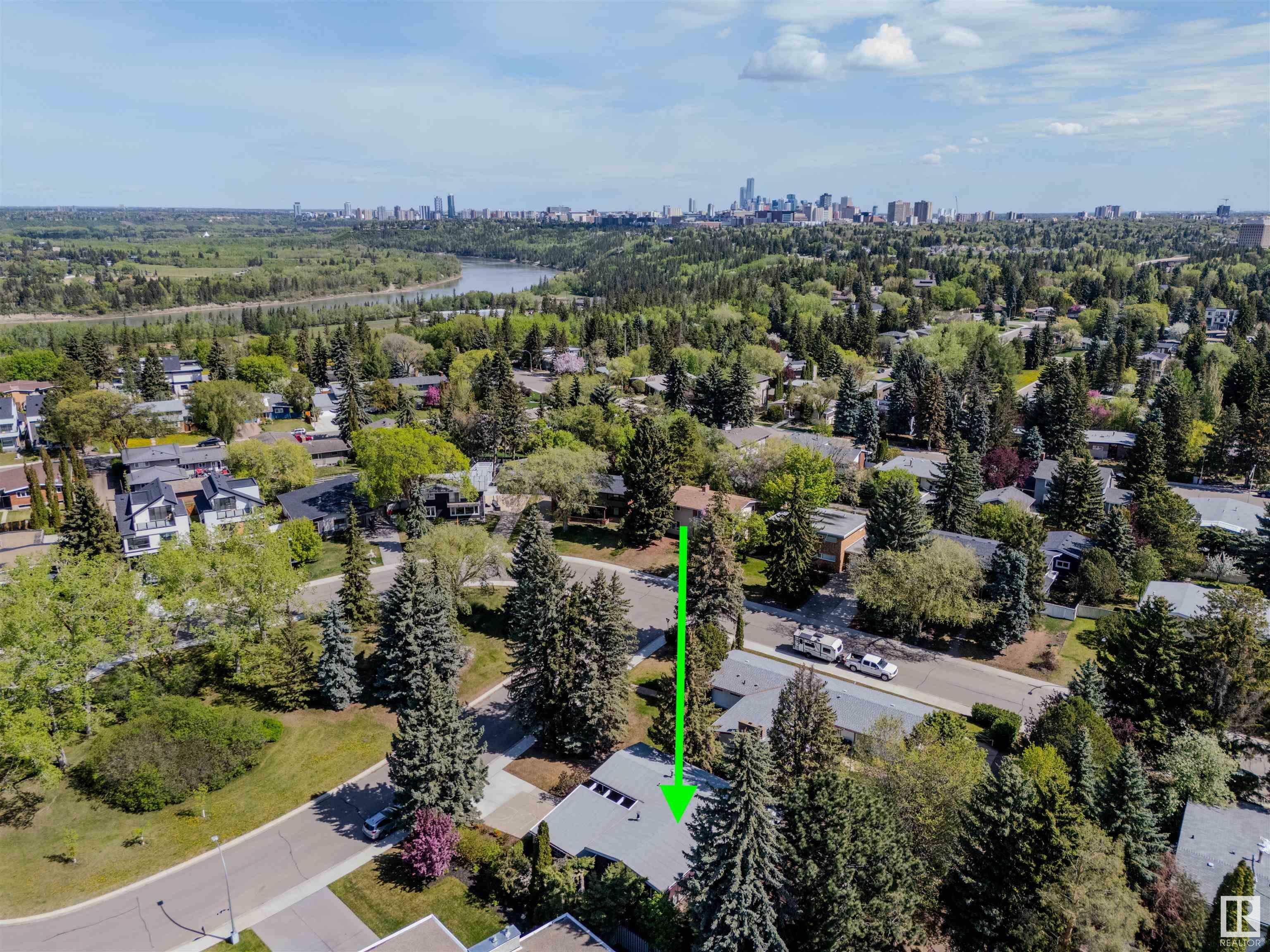 Property Photo: 12907 64 Avenue NW AB T6H 1T6