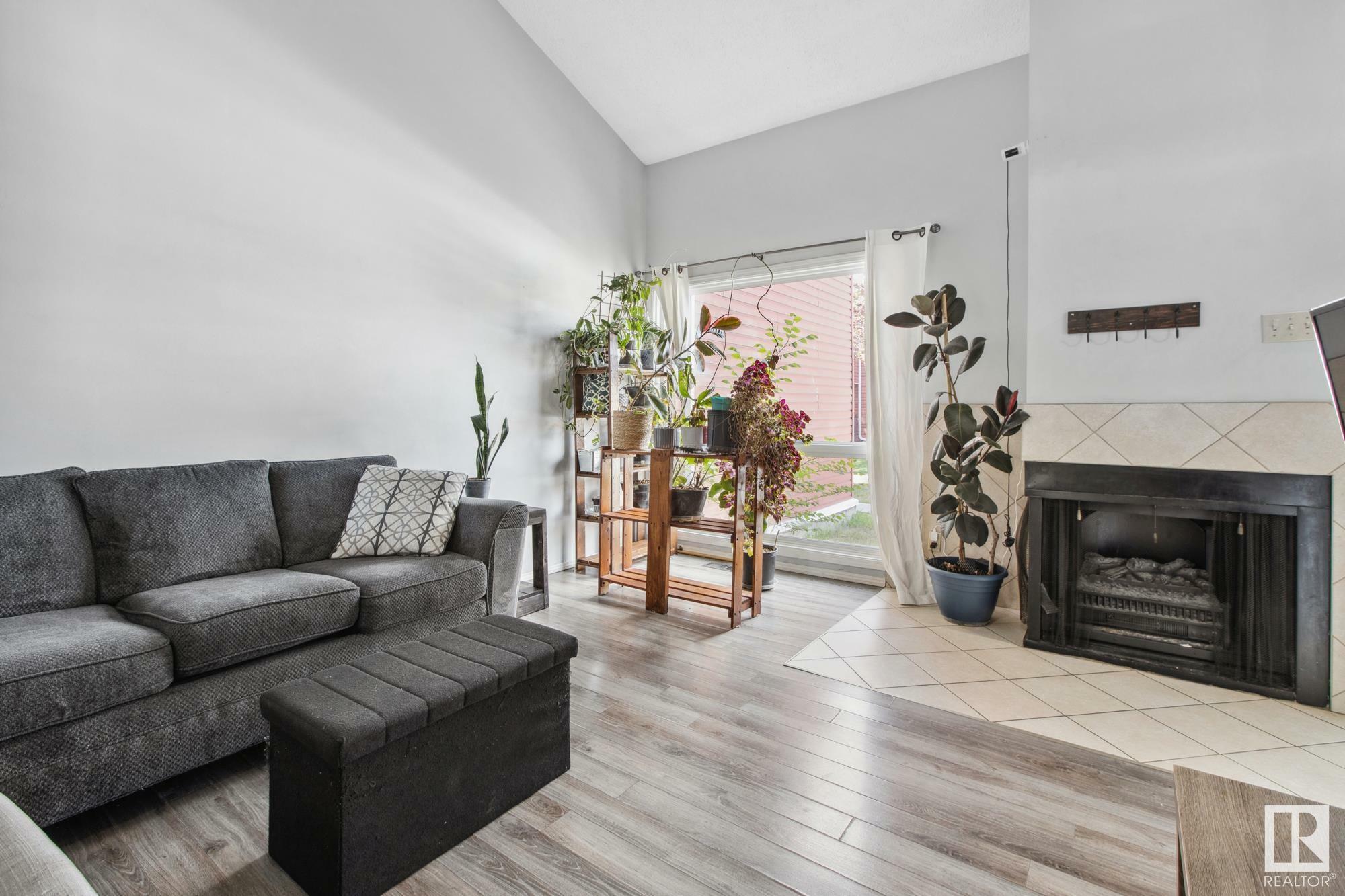 Property Photo: 667 Millbourne Rd NW AB T6K 3H3