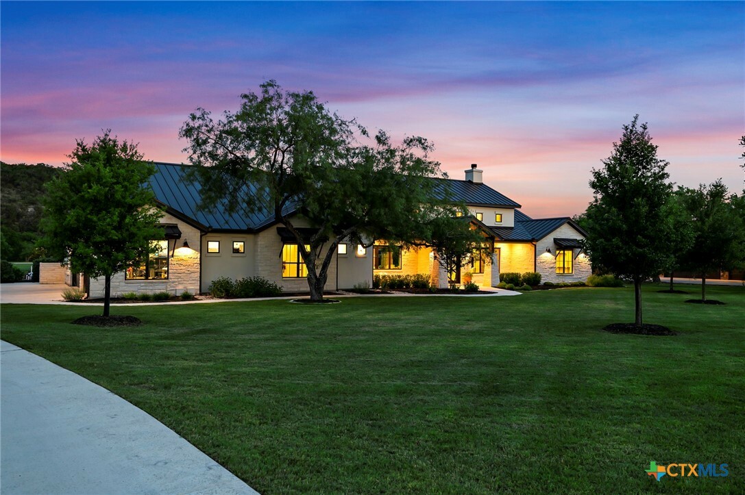 811 Wade Road  New Braunfels TX 78132 photo