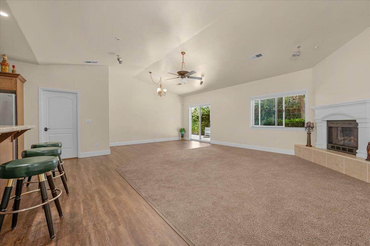 Property Photo:  6458 N Warren Avenue  CA 93711 