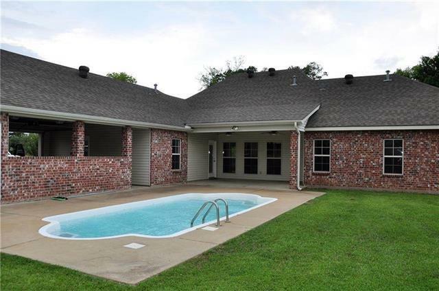 Property Photo: 5901 Coty Drive LA 71303