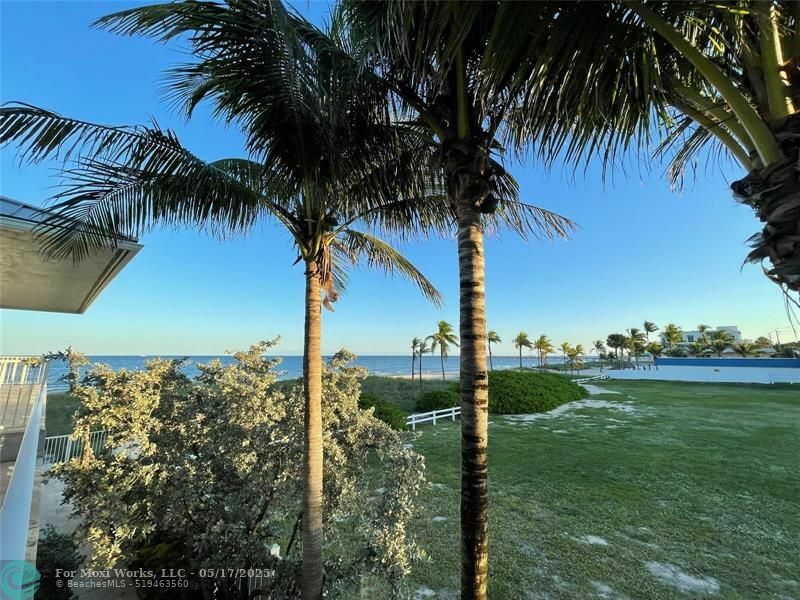 Property Photo: 4564 El Mar Dr 5 FL 33308