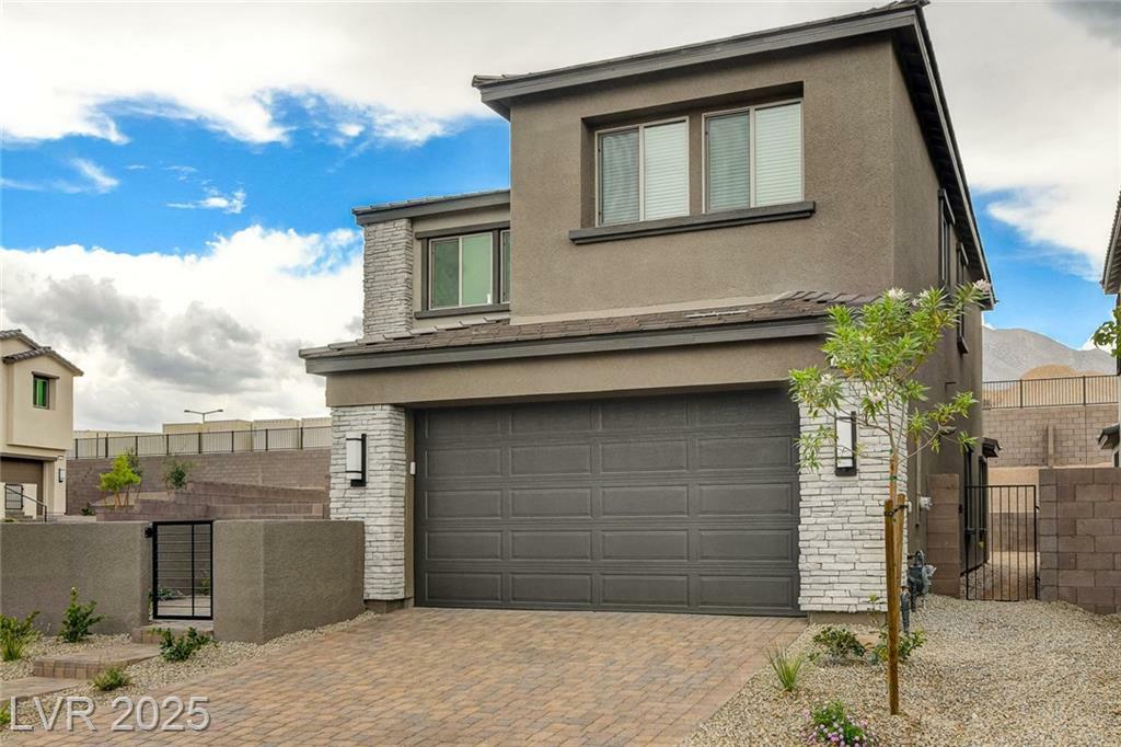 Property Photo: 91 Medianoche Street NV 89138
