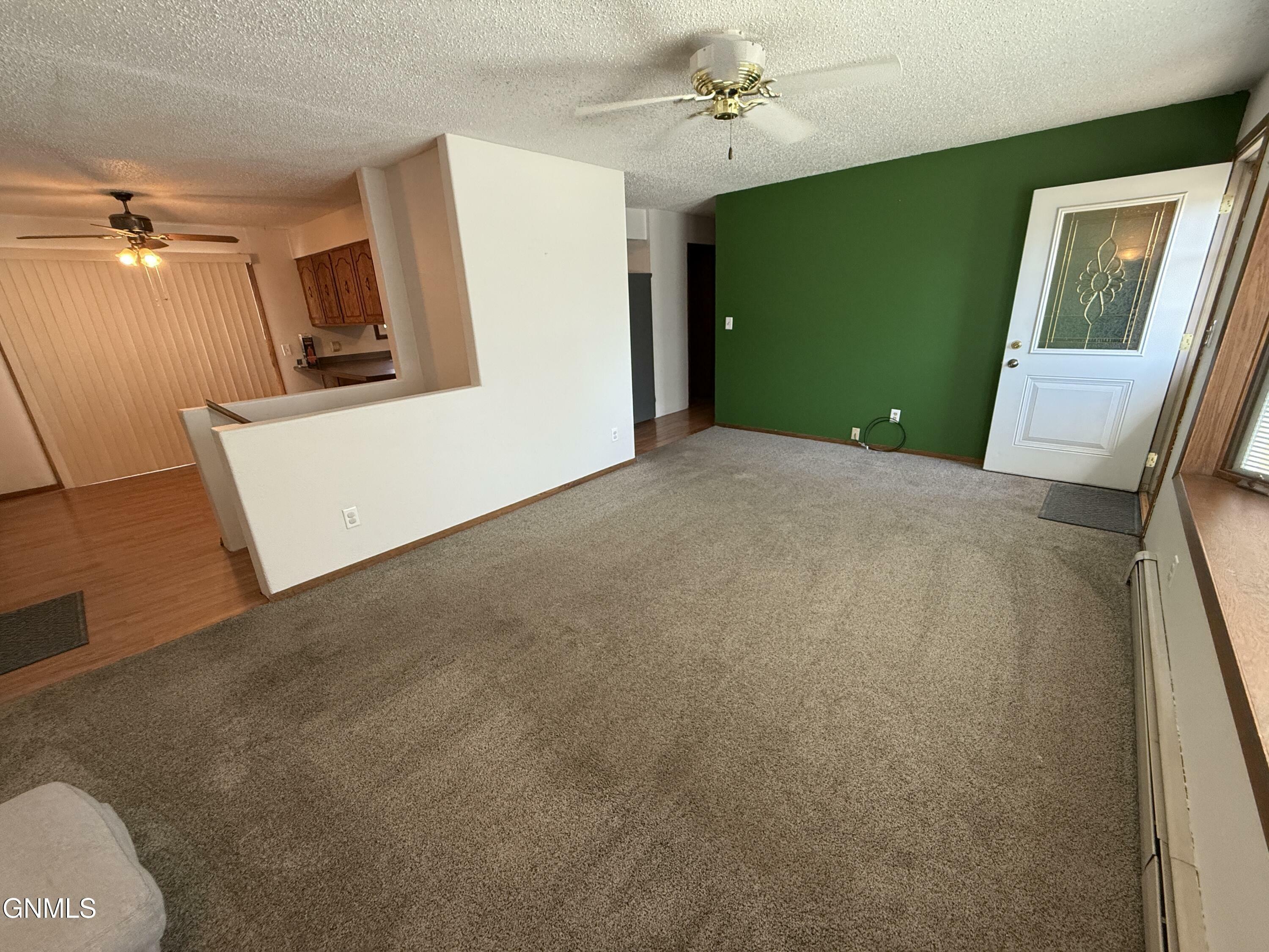 Property Photo: 704 6th Street NE ND 58554