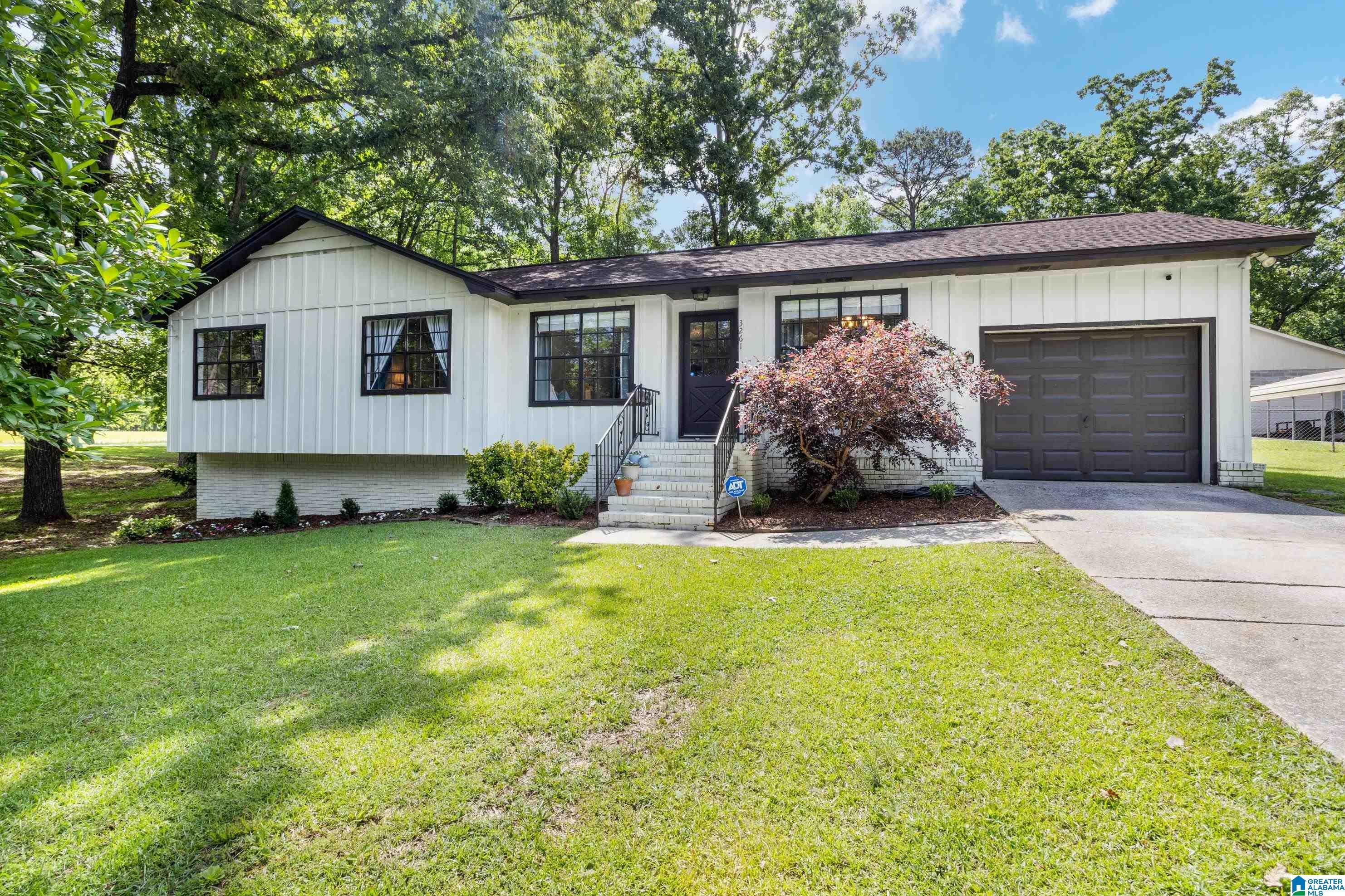 Property Photo:  3261 Crossover Road  AL 35023 
