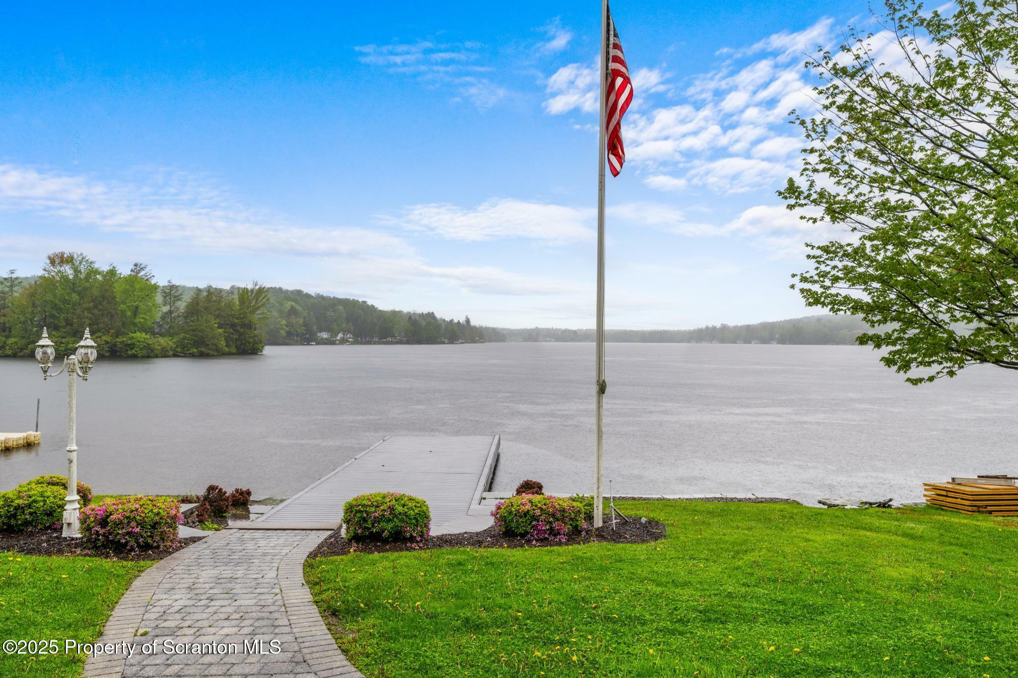 Property Photo: 121 Island View Drive PA 18436