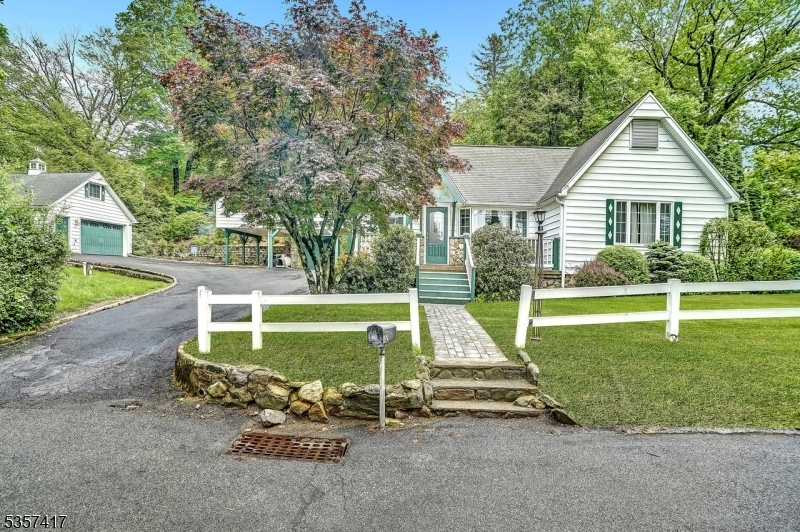 2 Troll Ln  Rockaway Twp. NJ 07866 photo