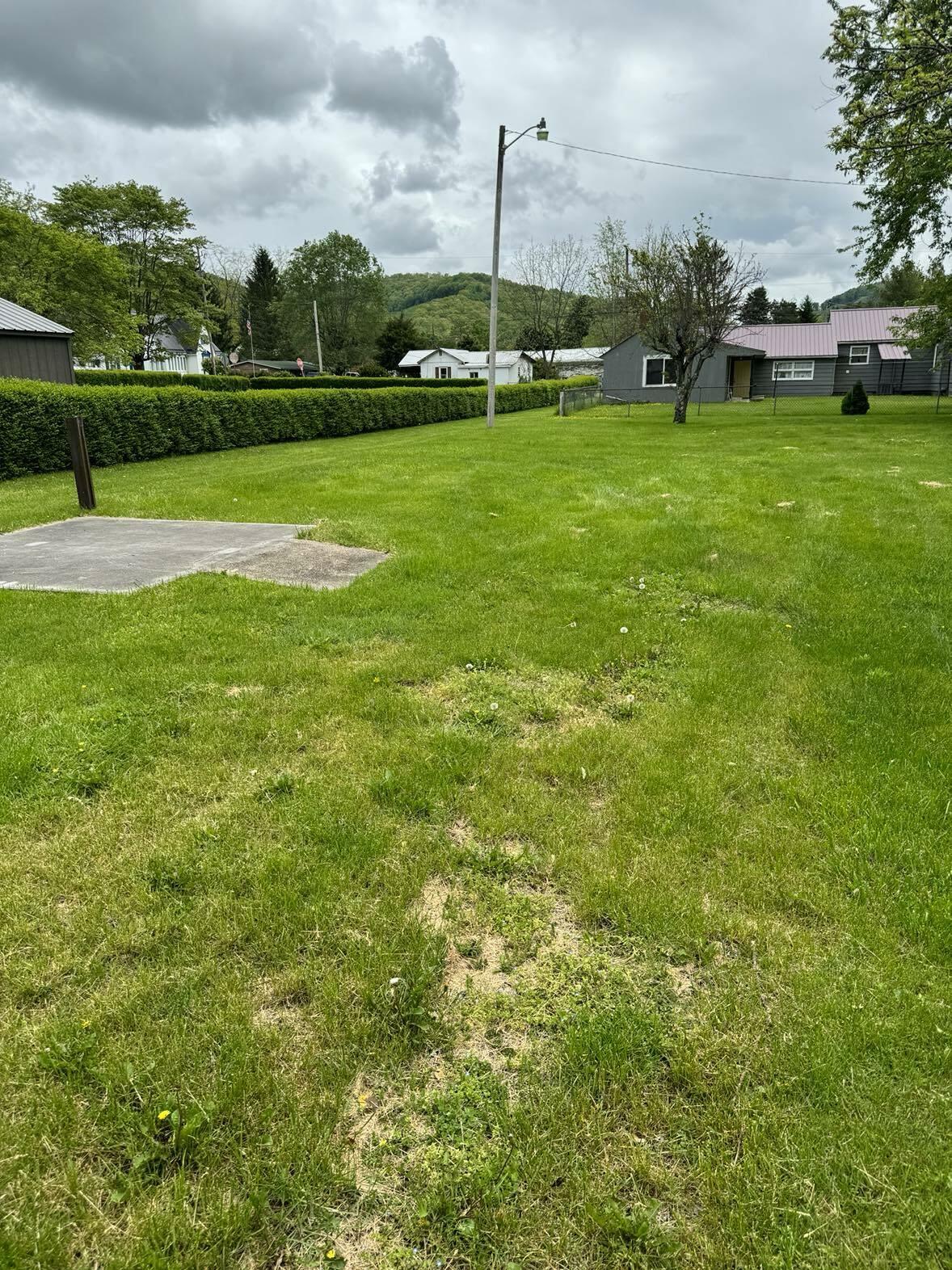 Property Photo: 421 9th St WV 25962
