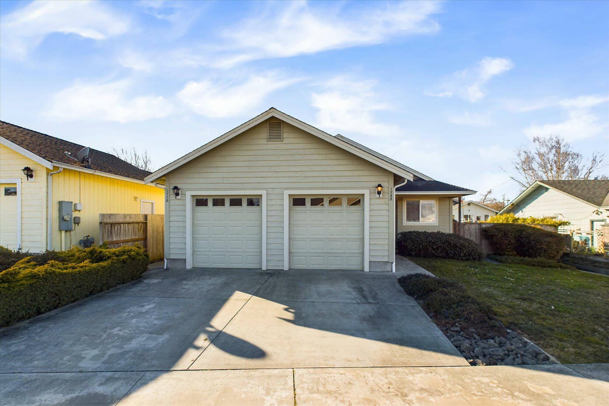 Property Photo: 1730 Oakdale Drive CA 95519