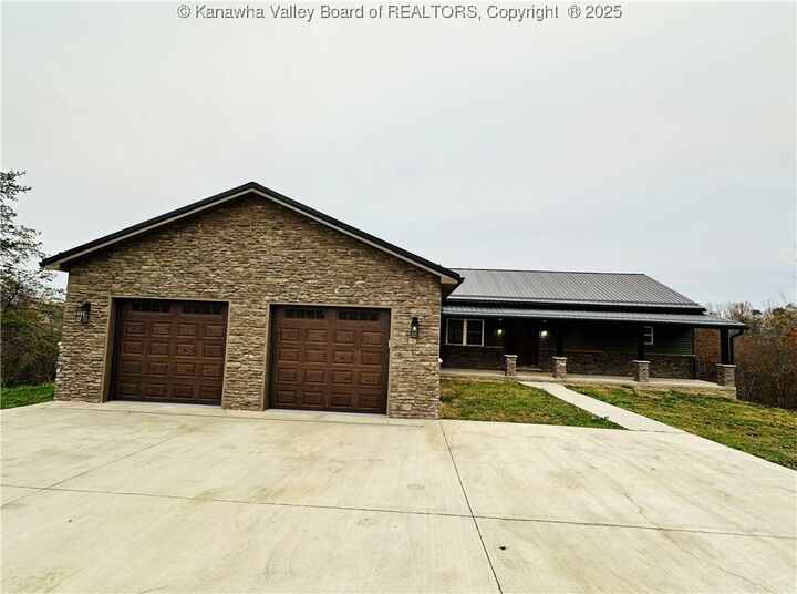 Property Photo: 2885 Emma Road WV 25245