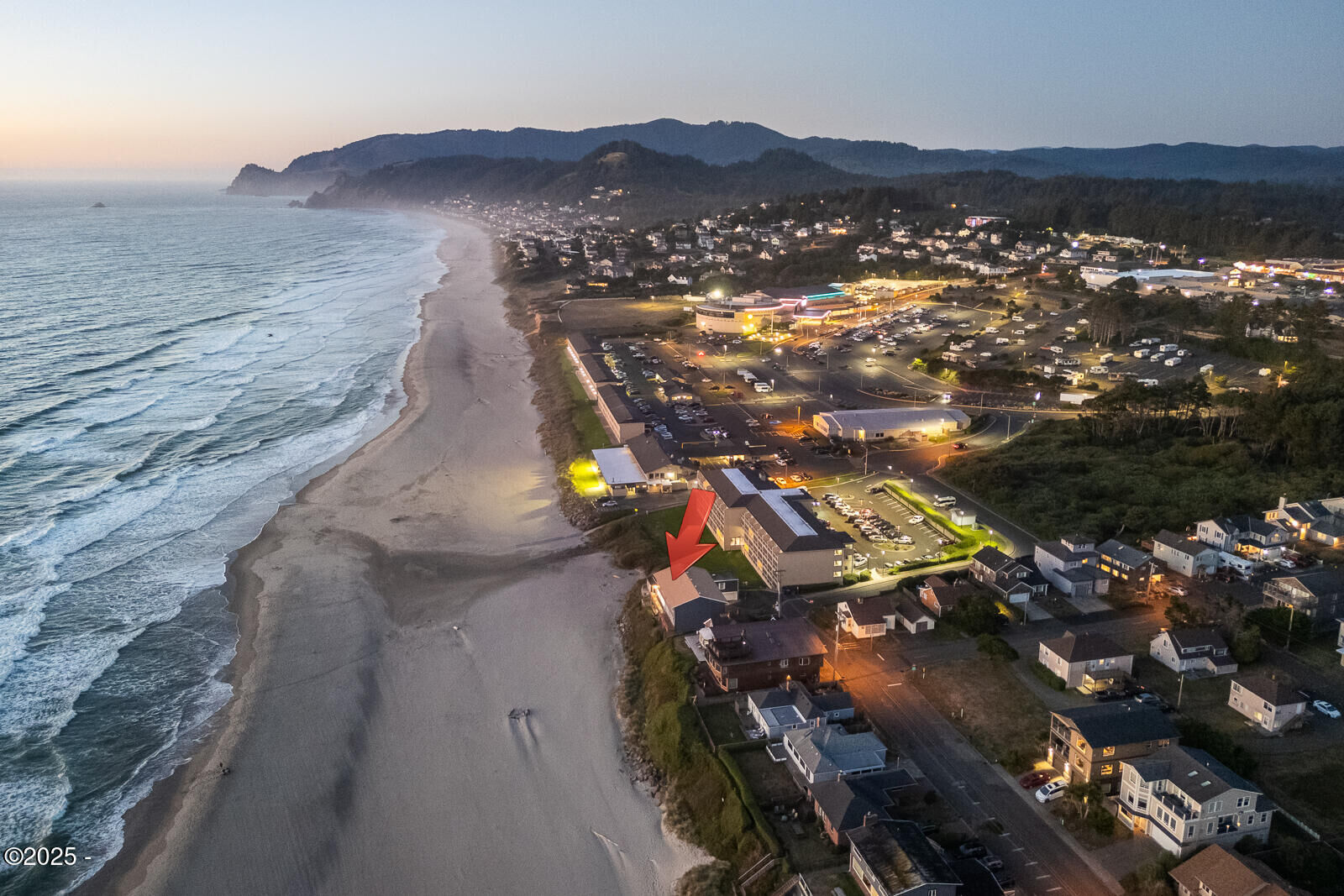 Property Photo: 3929 NW Jetty Avenue 5 OR 97367