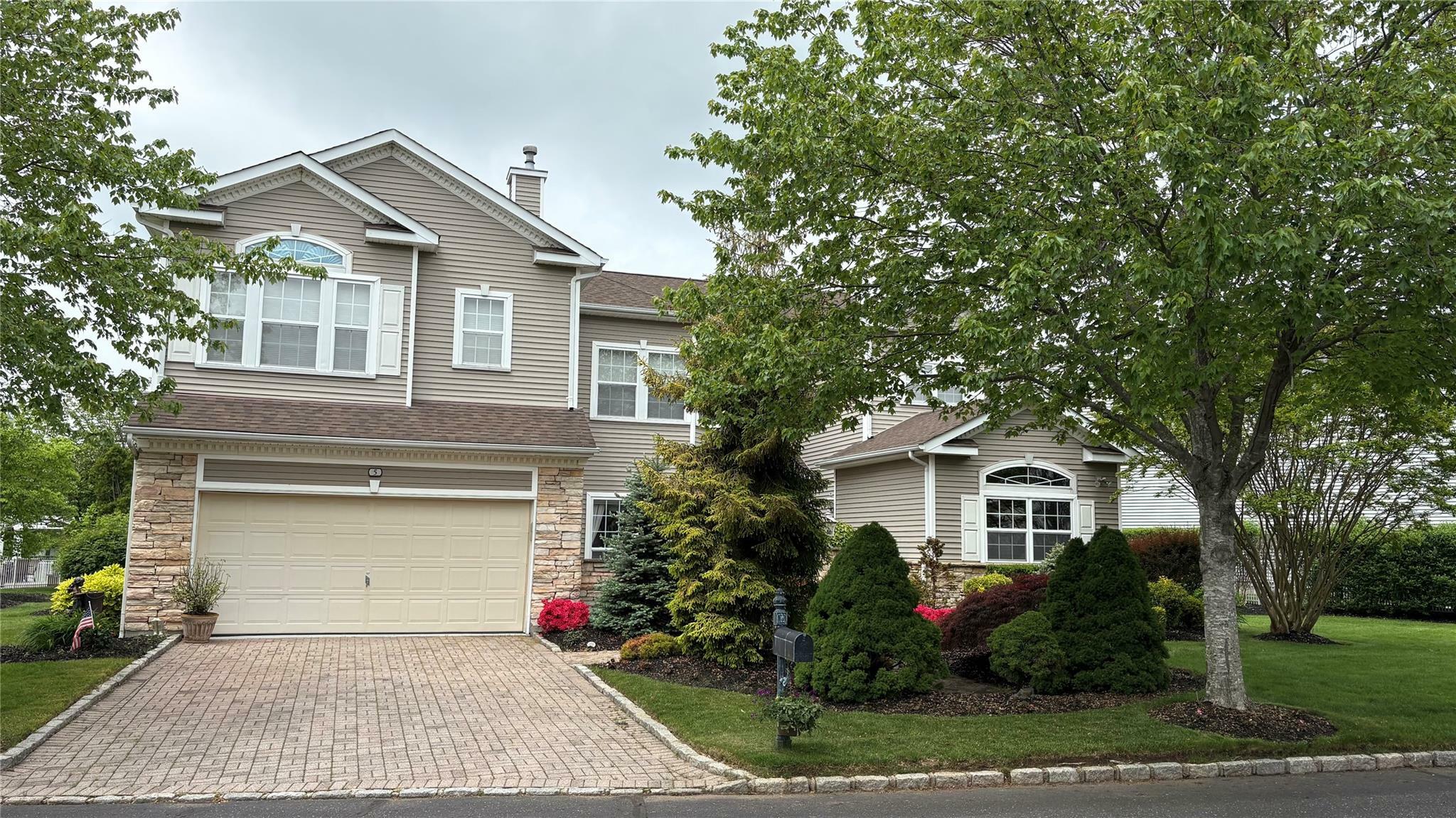 Property Photo: 5 Hamlet Drive NY 11766