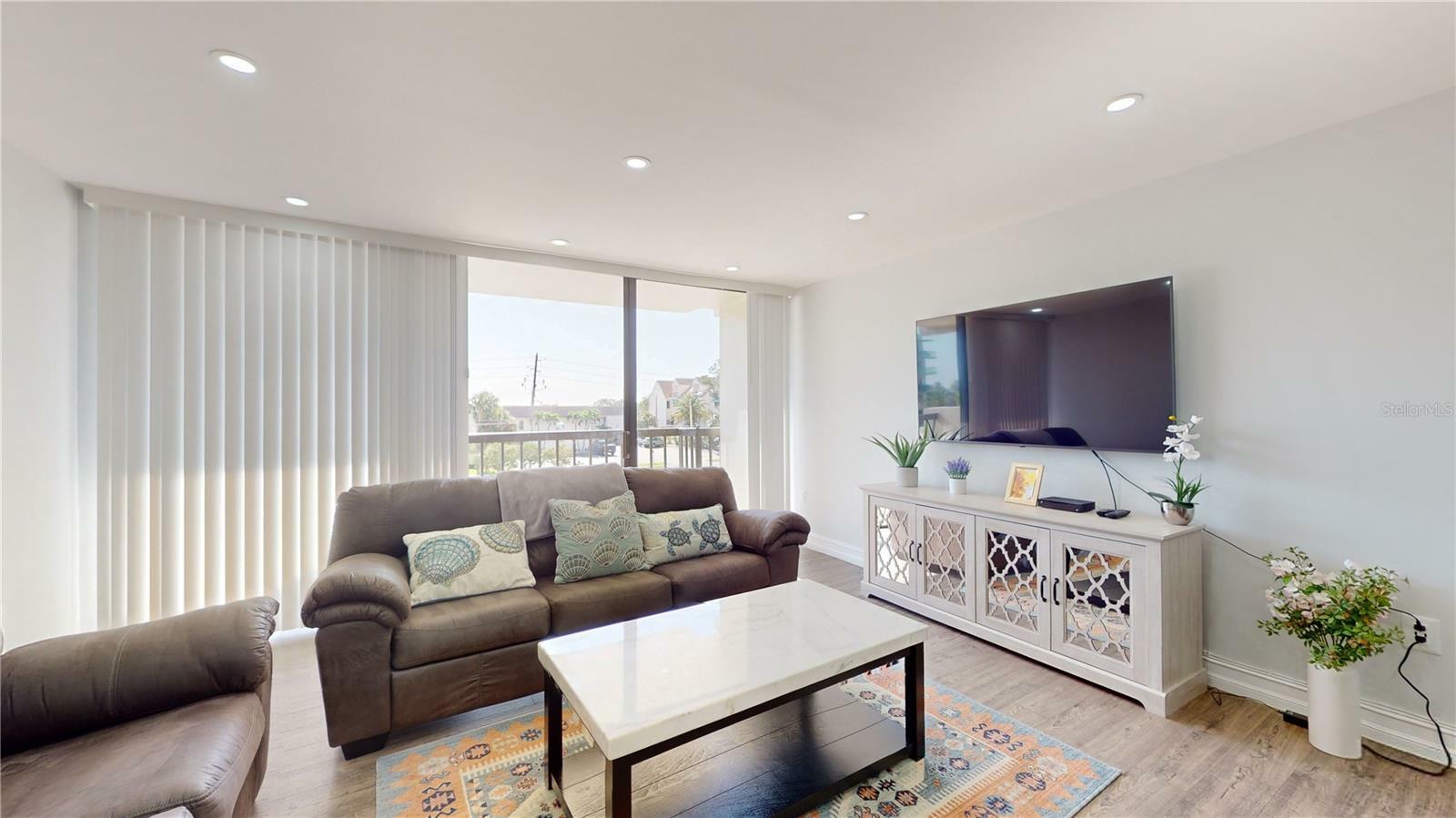 Property Photo: 400 Island Way 210 FL 33767