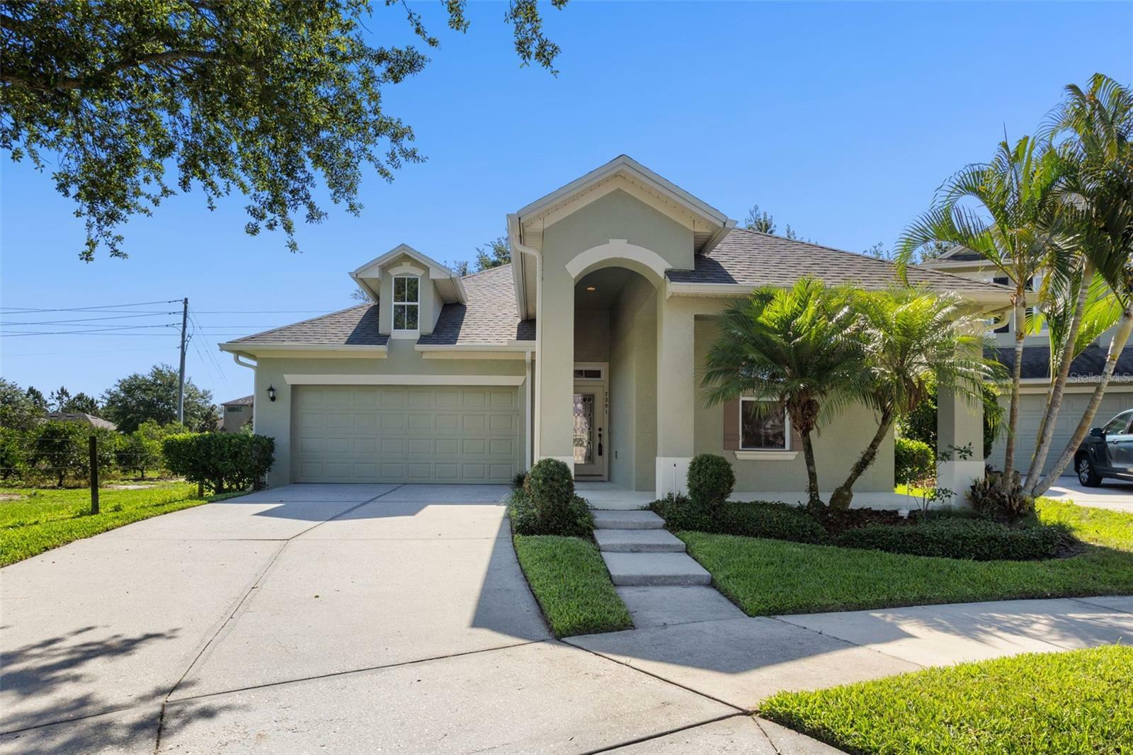 Property Photo: 7201 Halton Court FL 34786
