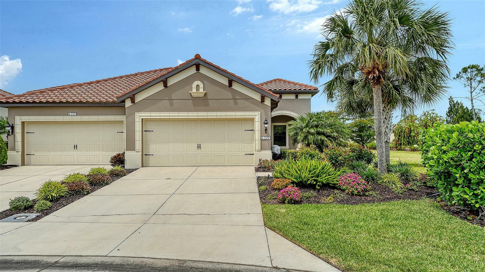 Property Photo: 229 Alento Court FL 34275