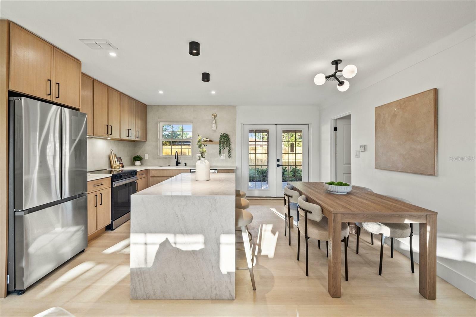 Property Photo: 5900 6th Way S FL 33705