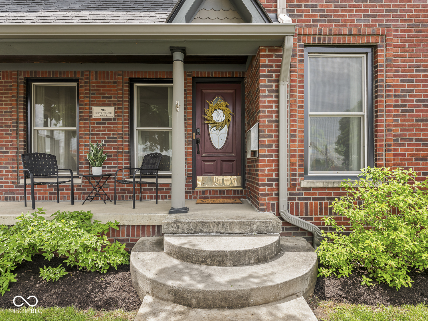 Property Photo: 914 N College Avenue IN 46202