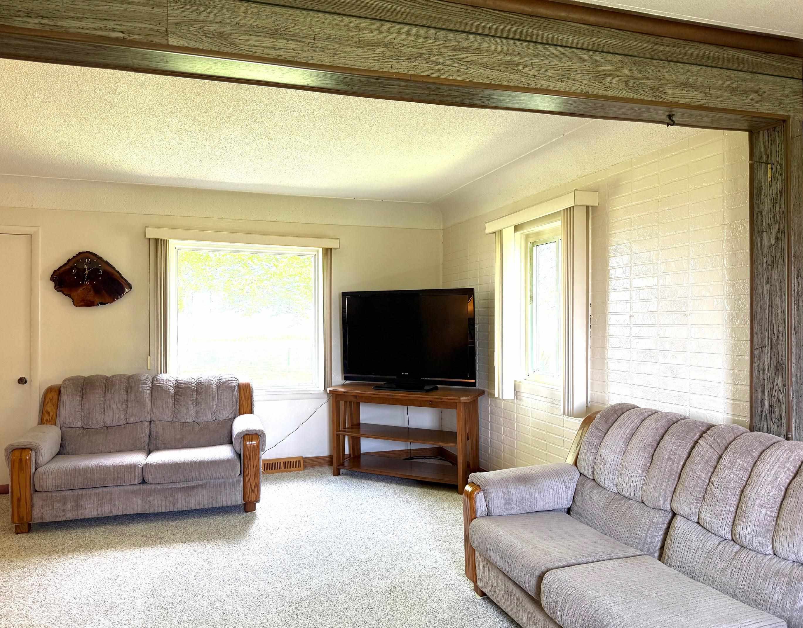 Property Photo: 1136 N Finn Road MI 48732