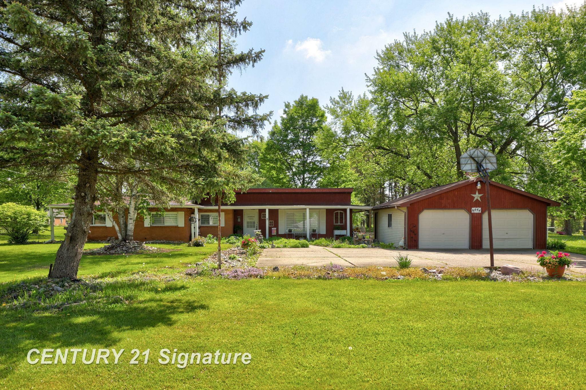 Property Photo: 8444 N Bray Road MI 48458