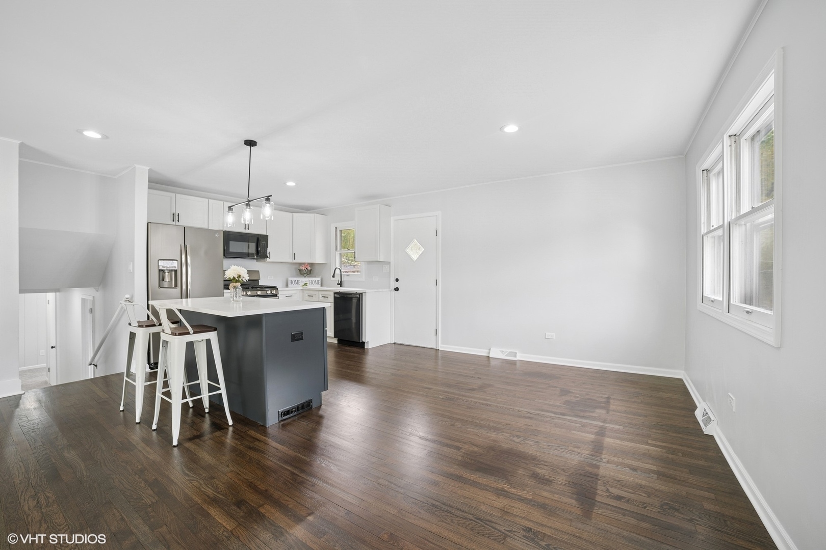 Property Photo: 4911 Prairie Avenue IL 60050