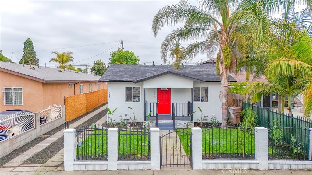 Property Photo: 343 E 98th Street CA 90003