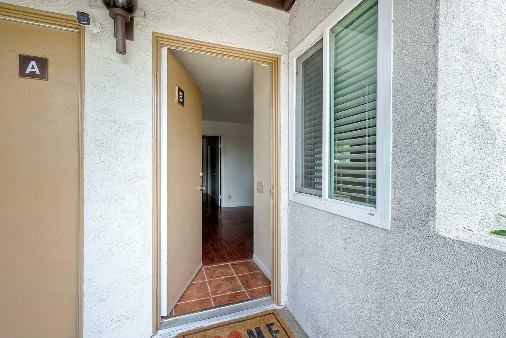 Property Photo: 1307 Caminito Gabaldon B CA 92108