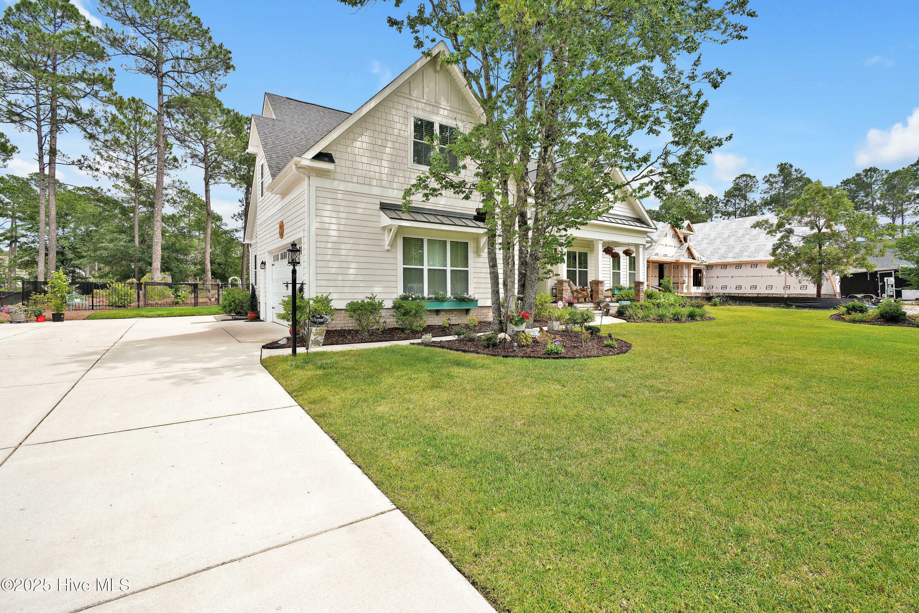 Property Photo: 664 Breezewood Drive SE NC 28422