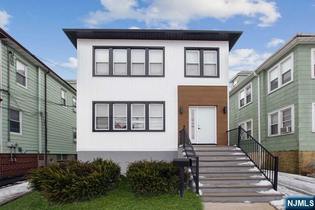 Property Photo:  248 2nd Street 2nd Fl.  NJ 07650 
