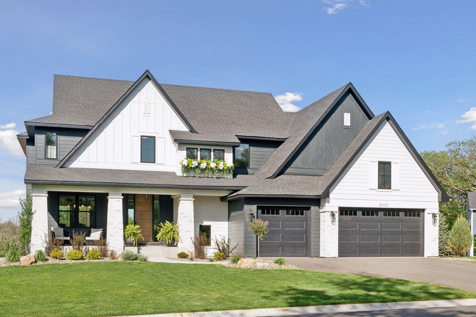 Property Photo: 9335 Eagle Ridge Road MN 55317