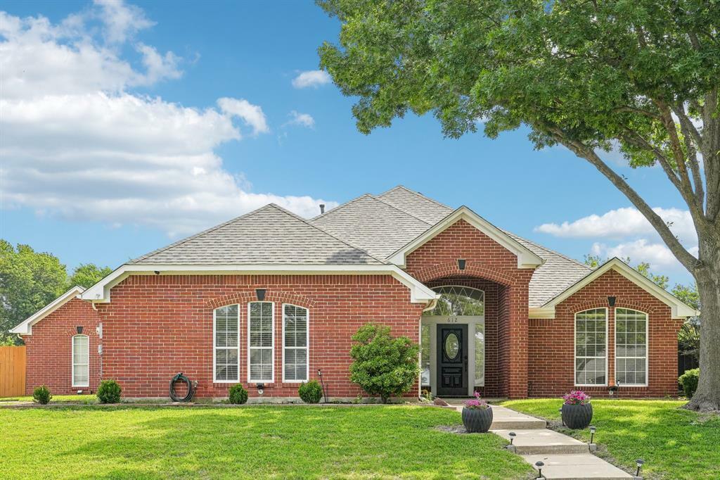 Property Photo: 612 Christan Court TX 75087