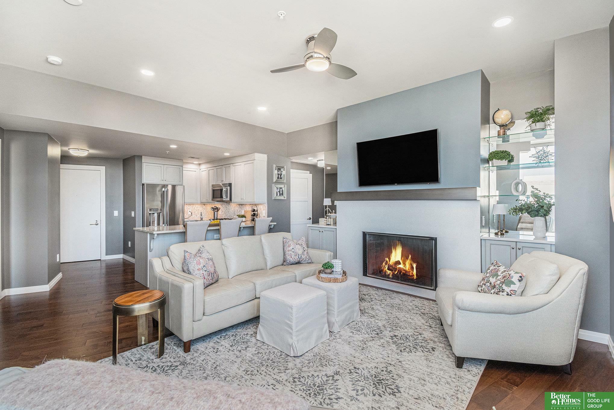 Property Photo: 200 S 31 Avenue 4811 NE 68131