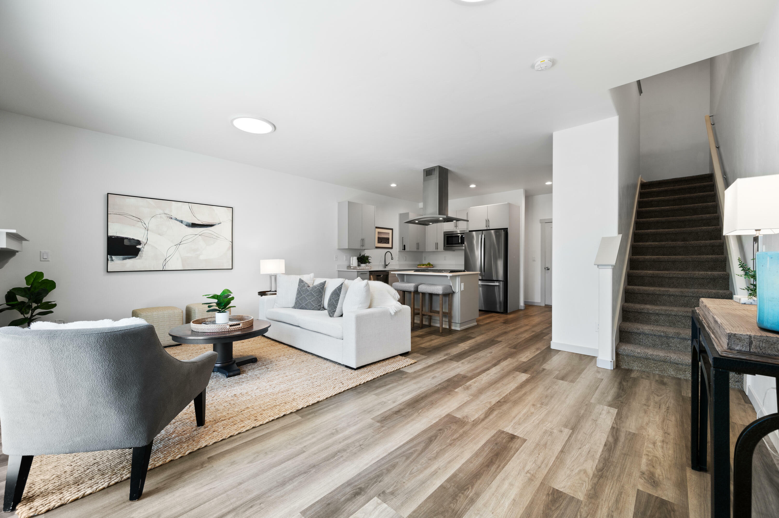 Property Photo: 2873 NW Elm Avenue OR 97756