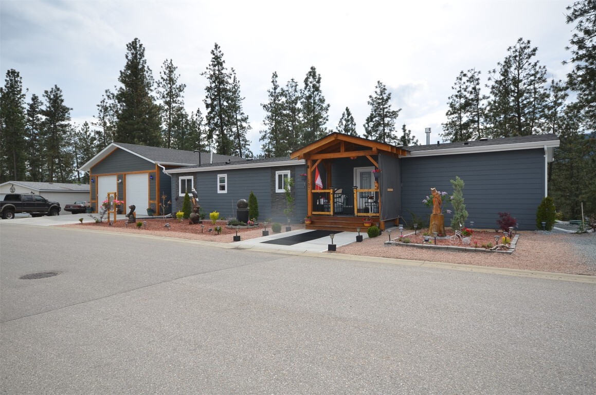 Photo de la propriété:  9510 Highway 97 N 157  BC V1H 1R8 