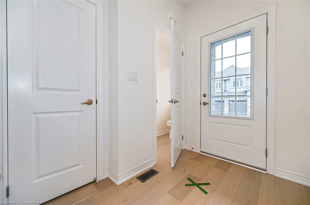 Property Photo: 46 Linden Park Lane ON L9A 1Y1