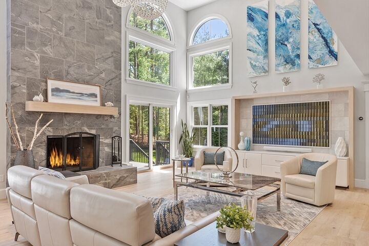 Property Photo:  31 Alford Cir  MA 01742