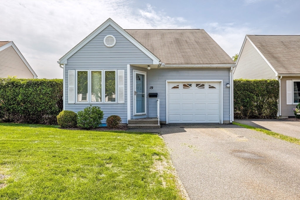 Property Photo: 19 Alvord Pl 19 MA 01075