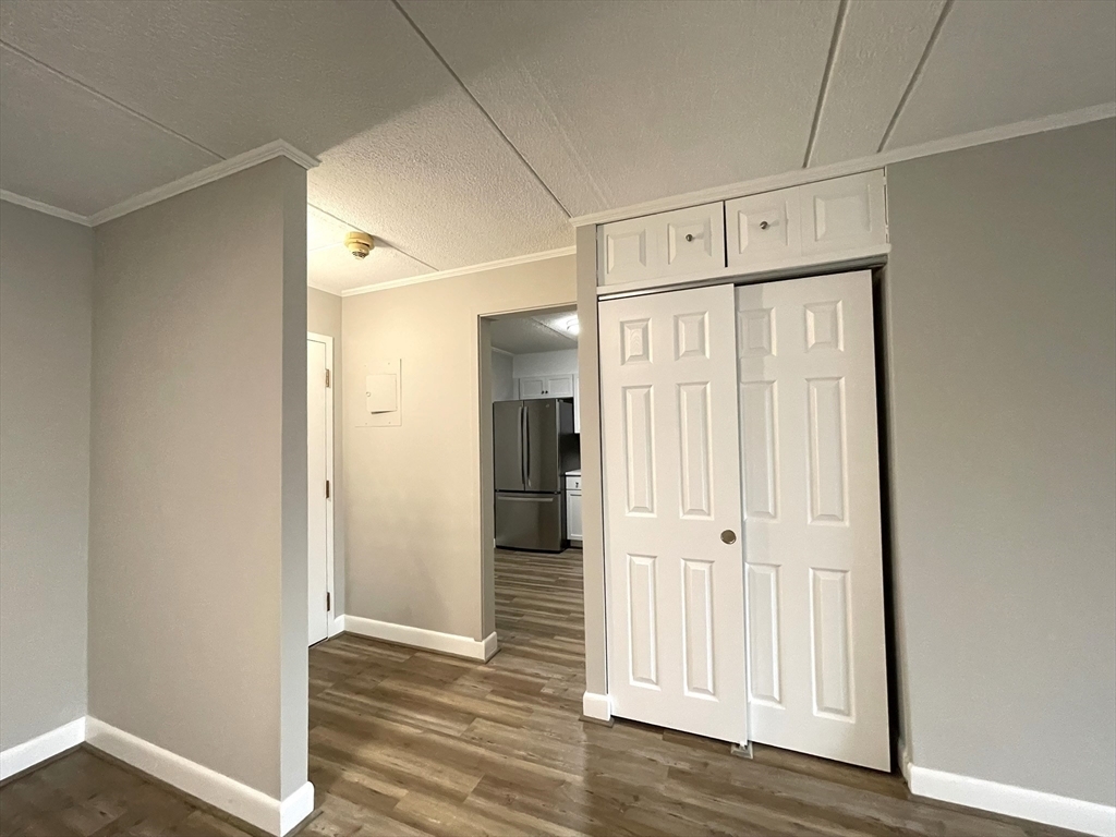 Property Photo:  1550 Worcester Rd 524  MA 01702 