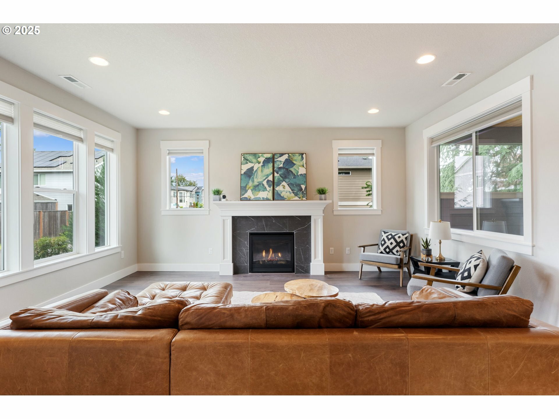 Property Photo: 13046 SE Everett Ct OR 97222