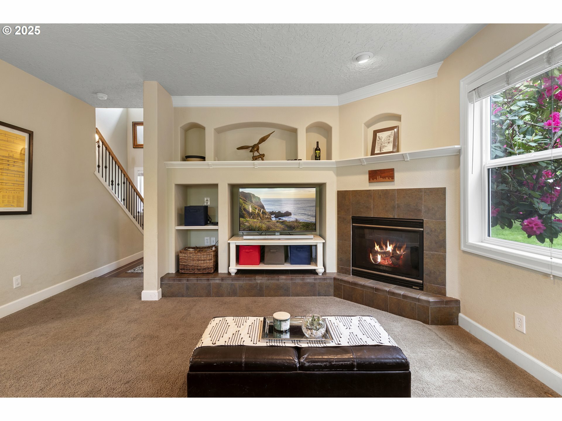 Property Photo: 1613 SW Hume Ct OR 97219