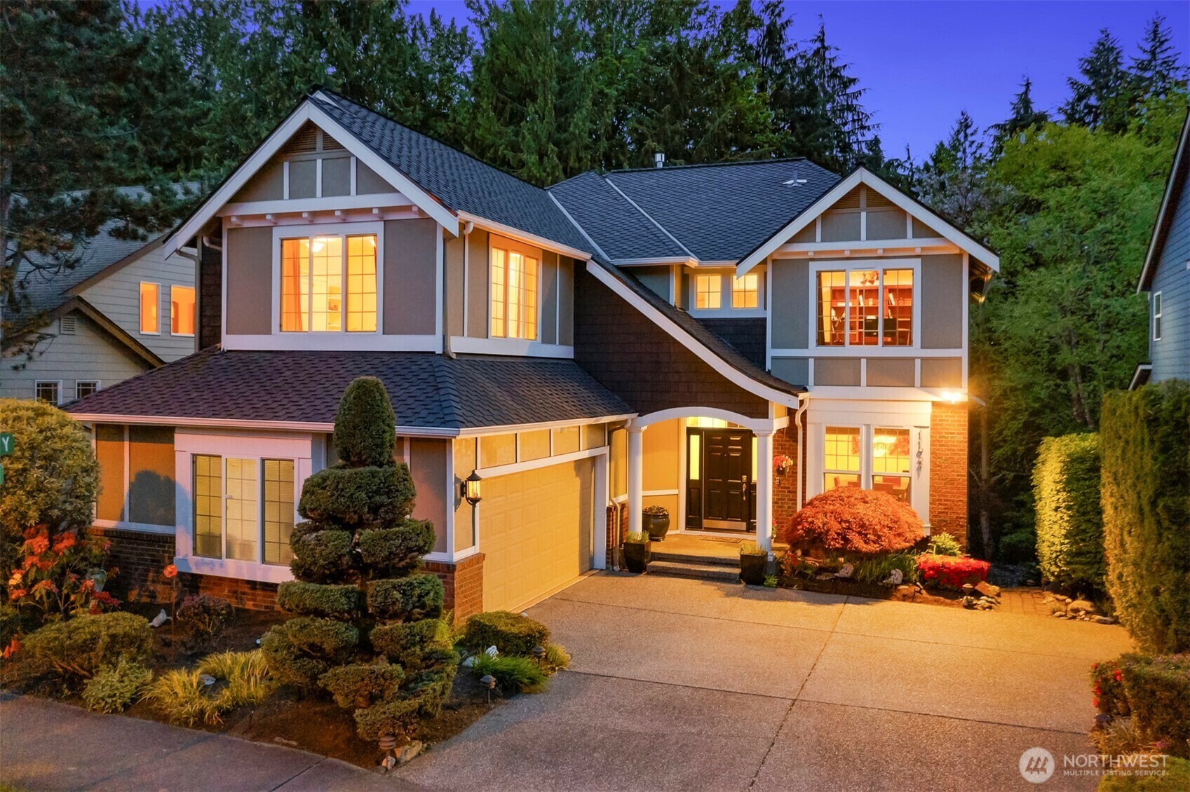 11921  165th Place NE  Redmond WA 98052 photo