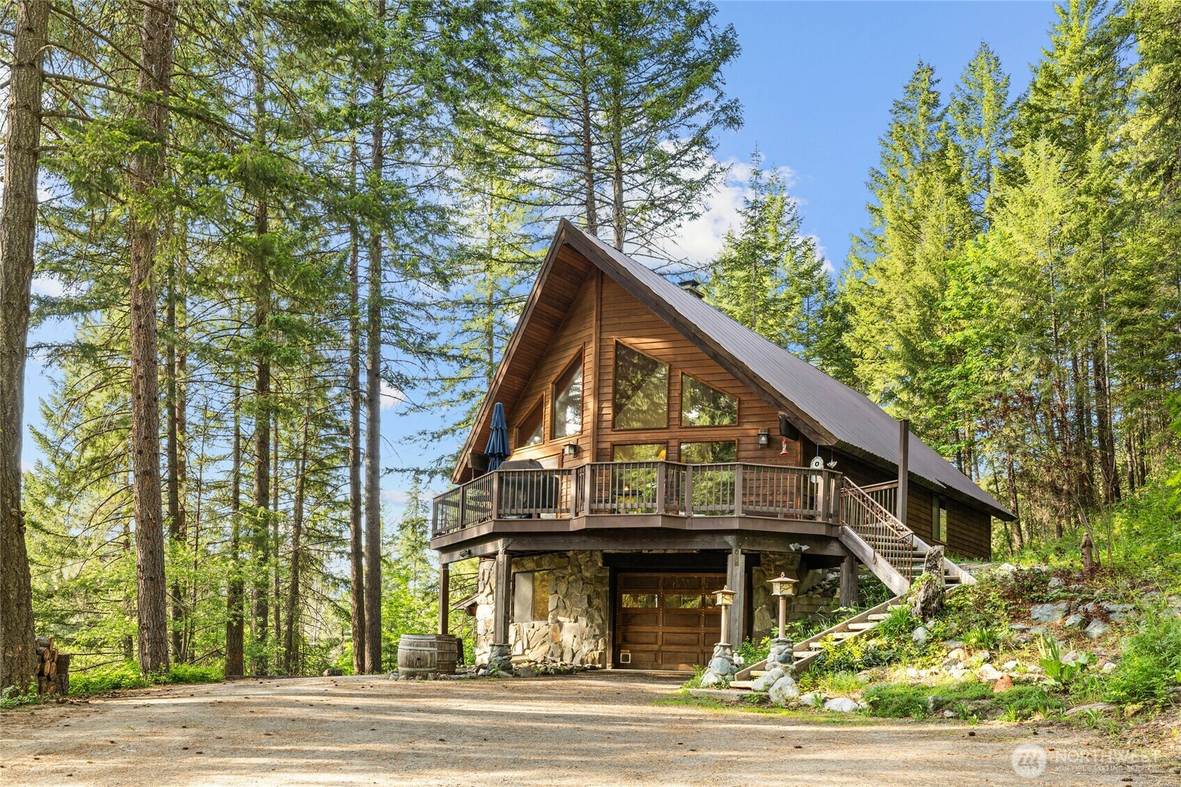 Property Photo: 4265 US Hwy 97 WA 98847