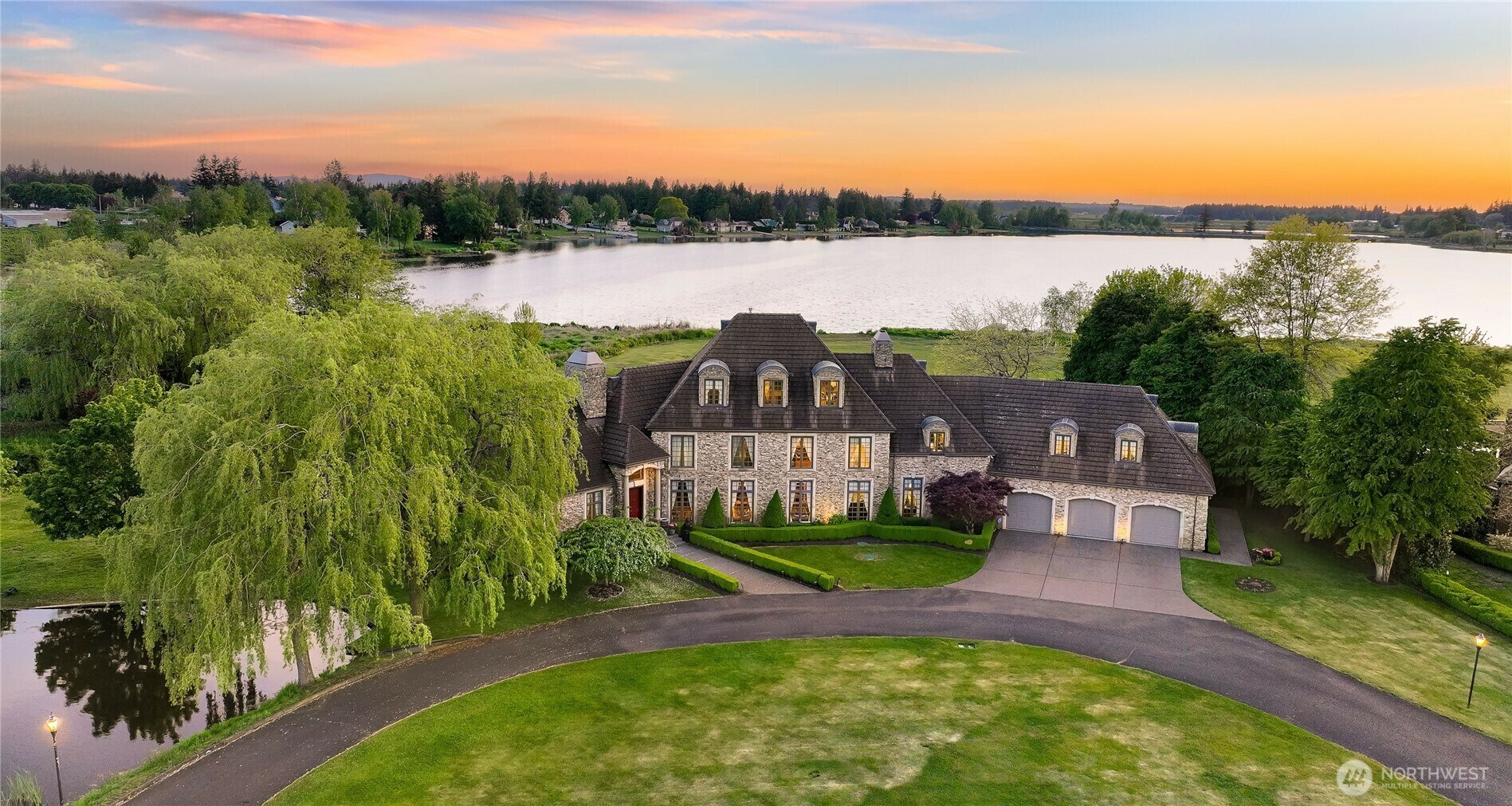 Property Photo: 7245 Barbers Grove Lane WA 98264