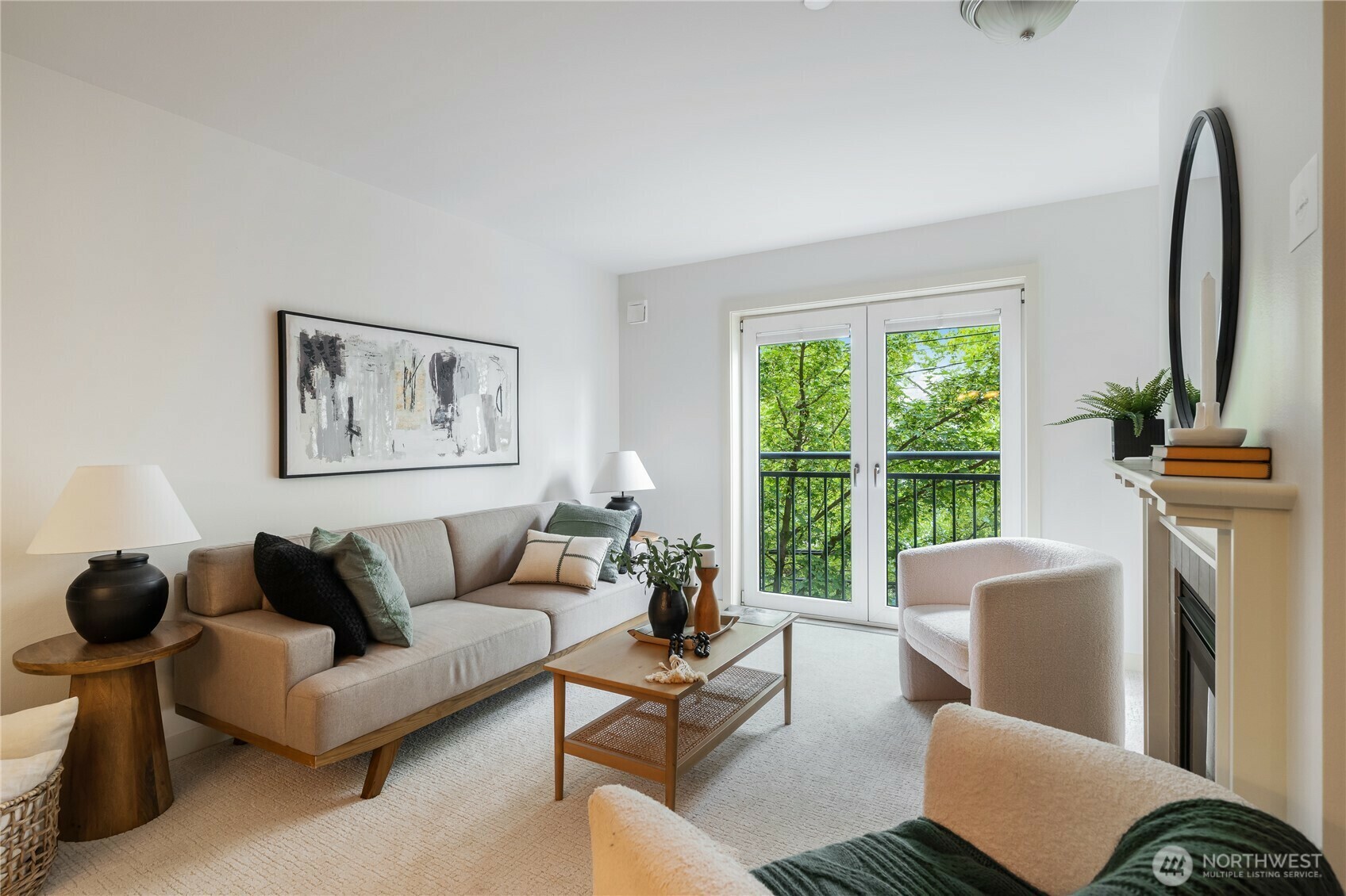 Property Photo: 701 1st Avenue N 302 WA 98109