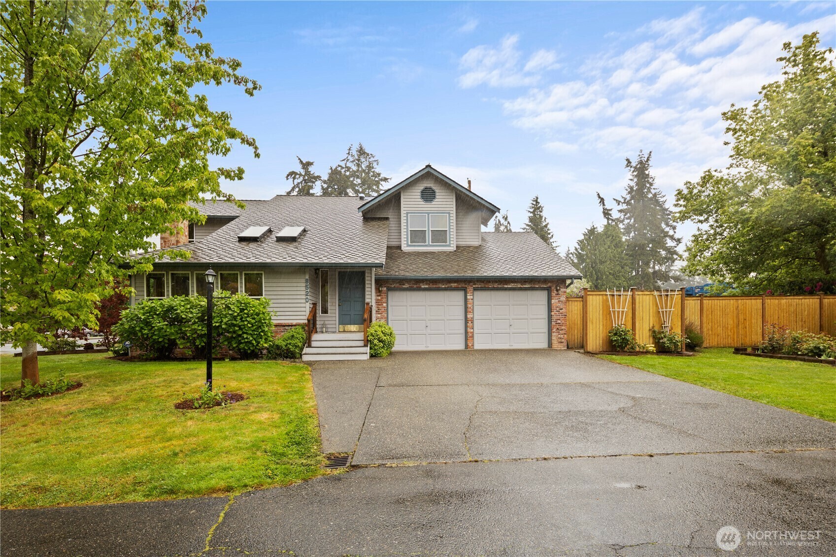 Property Photo:  8520  202nd Street SW  WA 98026 