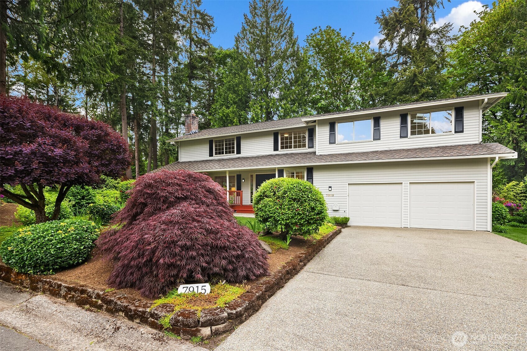 Property Photo: 7915 146 Avenue NE WA 98052
