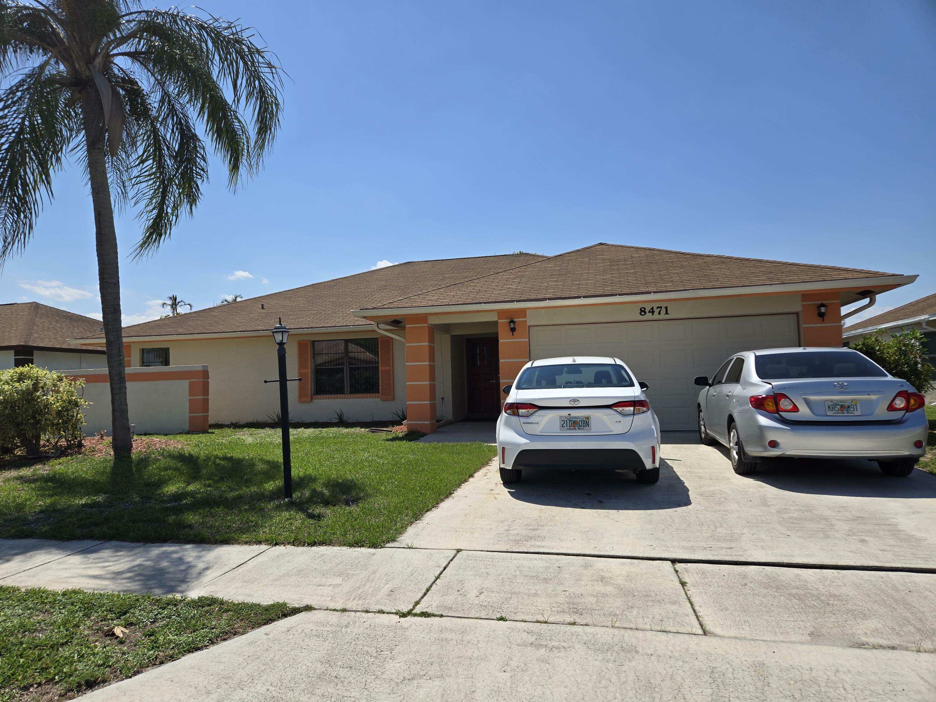 8471 Winnipesaukee Way  Lake Worth FL 33467 photo