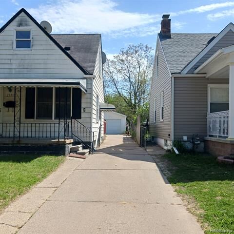 25719 Colgate Street  Dearborn Heights MI 48125 photo