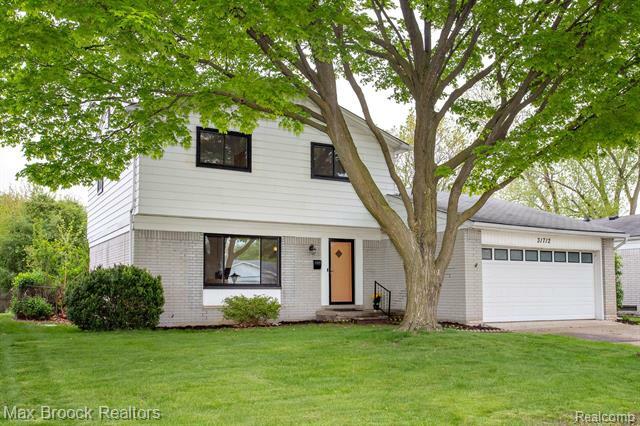 31712 Madison Avenue  Madison Heights MI 48071 photo
