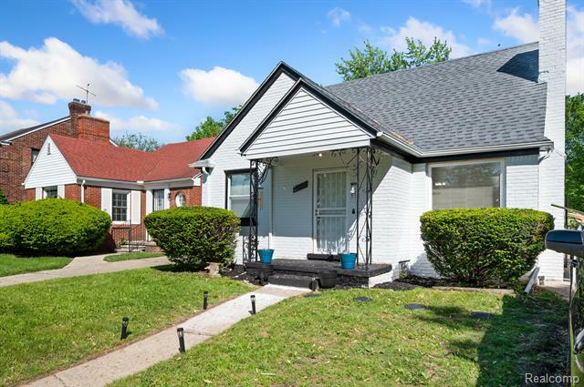 Property Photo: 11642 Laing Street MI 48224