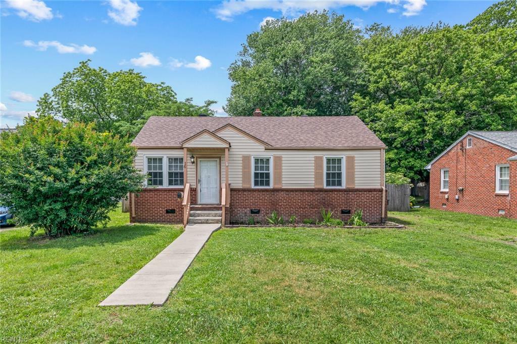 Property Photo: 16 Warner Rd VA 23666